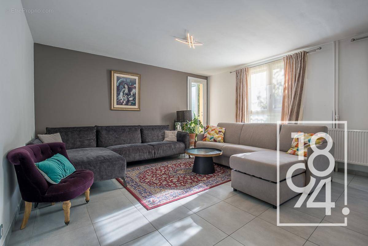 Appartement à MARSEILLE-10E