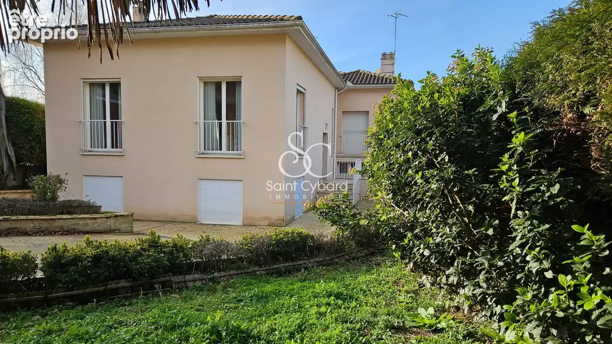 Photo Maison à L'isle-D'espagnac au prix de 399 000€