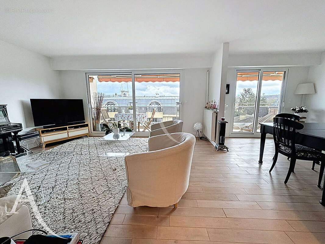 Appartement à GARCHES