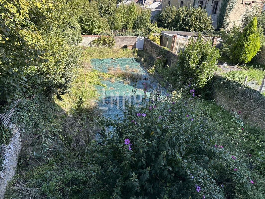 Maison à SAINT-CALAIS