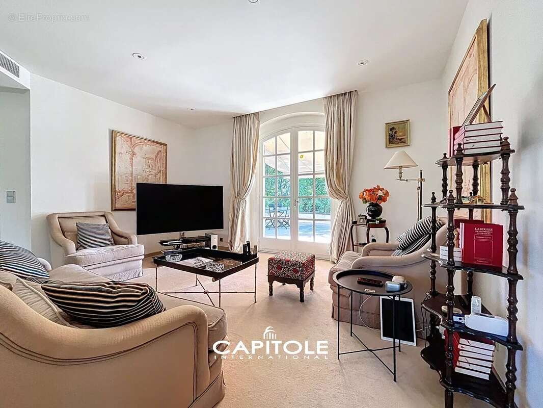 Maison à ANTIBES