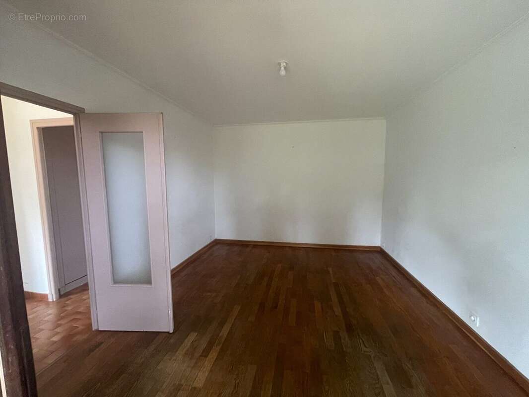 Maison à ROMANS-SUR-ISERE