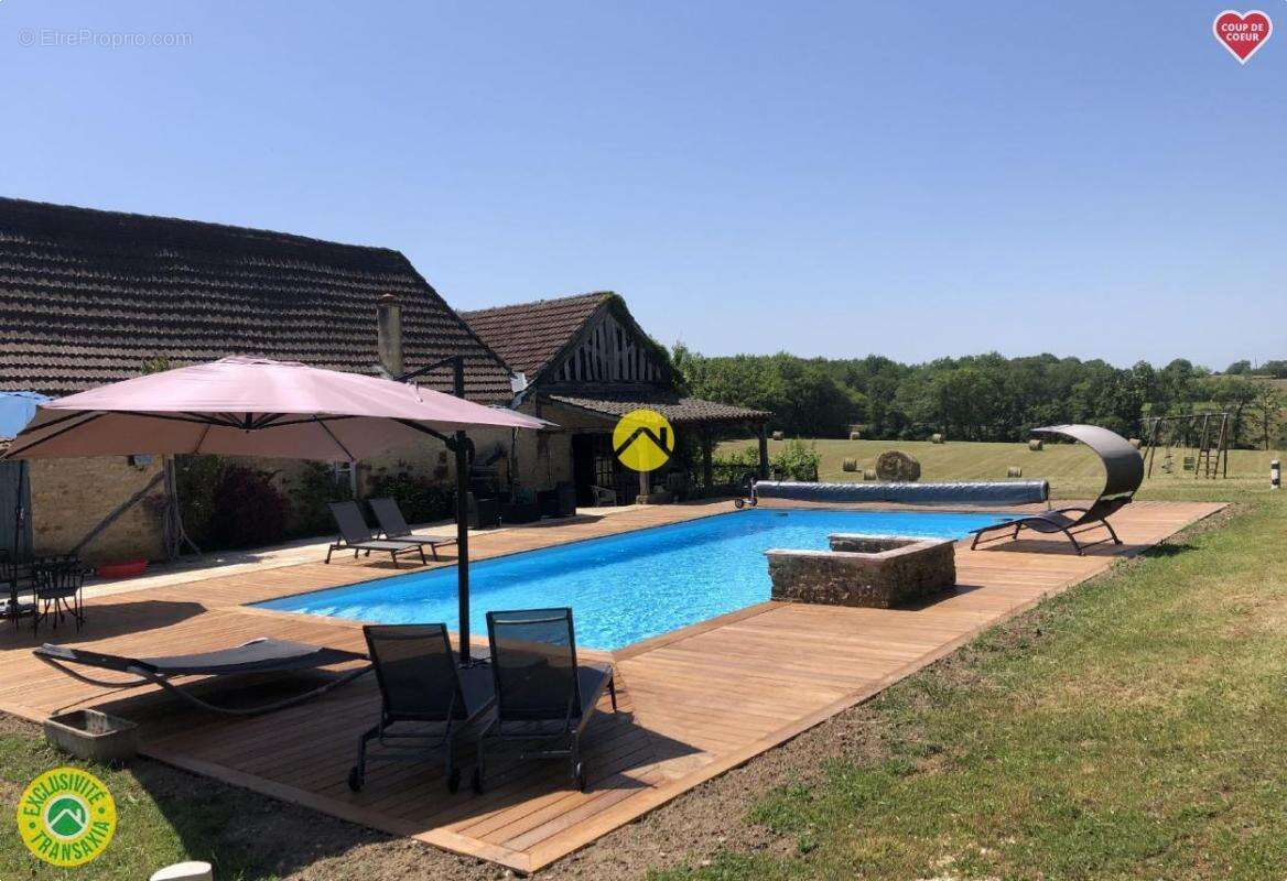 Maison à SAINTE-ALVERE