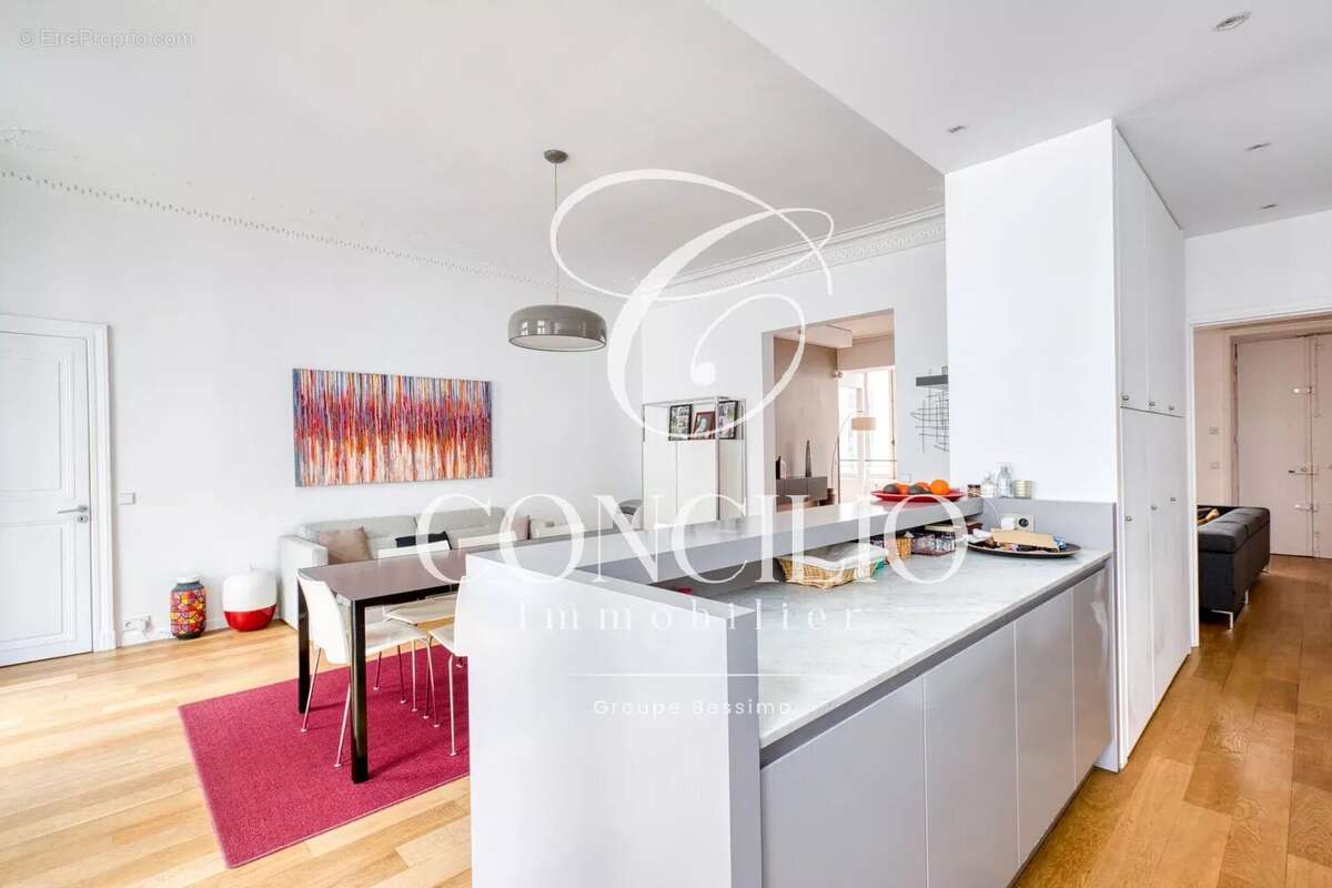 Appartement à PARIS-6E