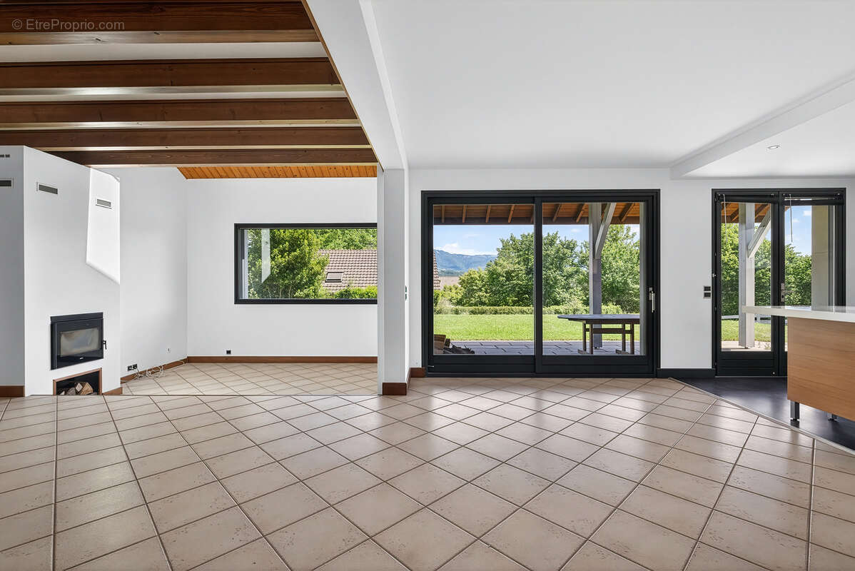 Maison à ALBENS
