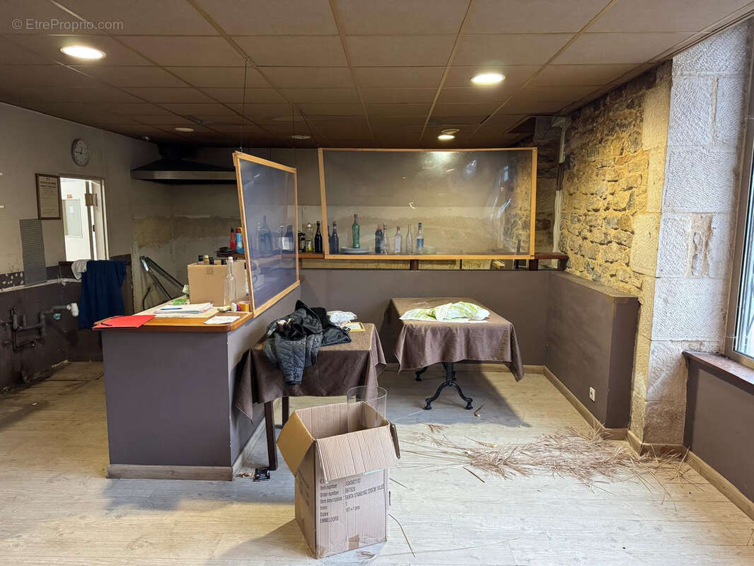 Appartement à SAINT-LEGER-DES-VIGNES