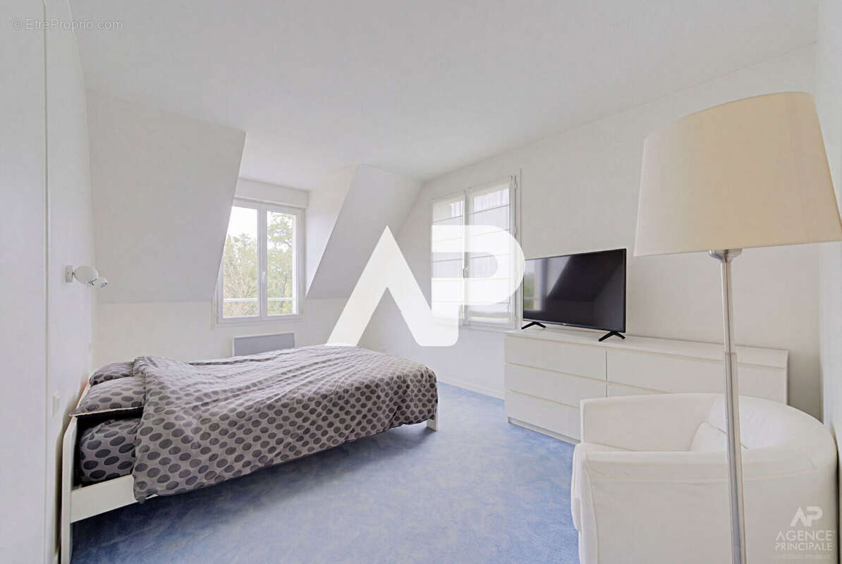 Maison à RUEIL-MALMAISON