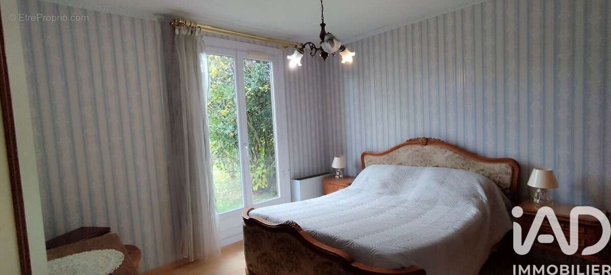 Photo 9 - Maison à SAINT-ARNOULT-EN-YVELINES