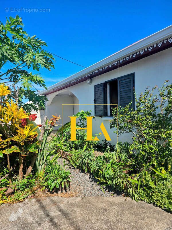 Maison à SAINT-JOSEPH