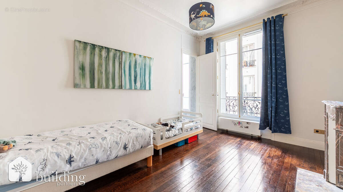 Jouffroy d'Abbans / Tocqueville Paris 17ème - Appartement 6 pièces 170,19 m² avec 2,56 m² de balcon - photo 11