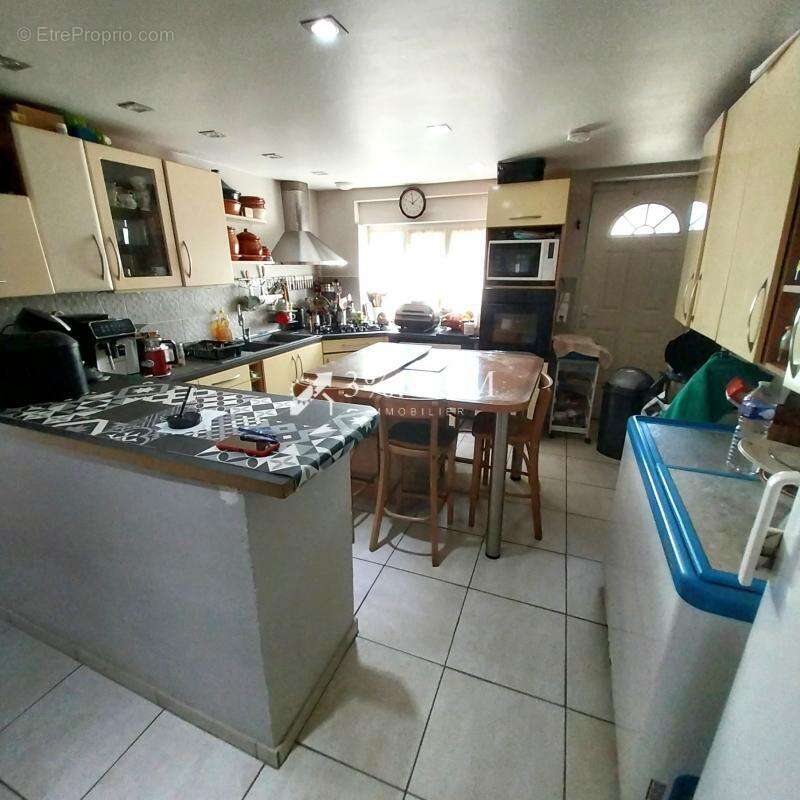 Maison à DOUCHY-LES-MINES