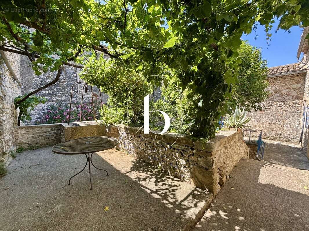 Maison à UZES