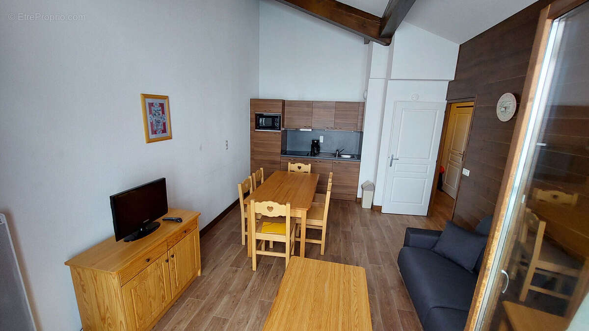 Appartement à HAUTELUCE