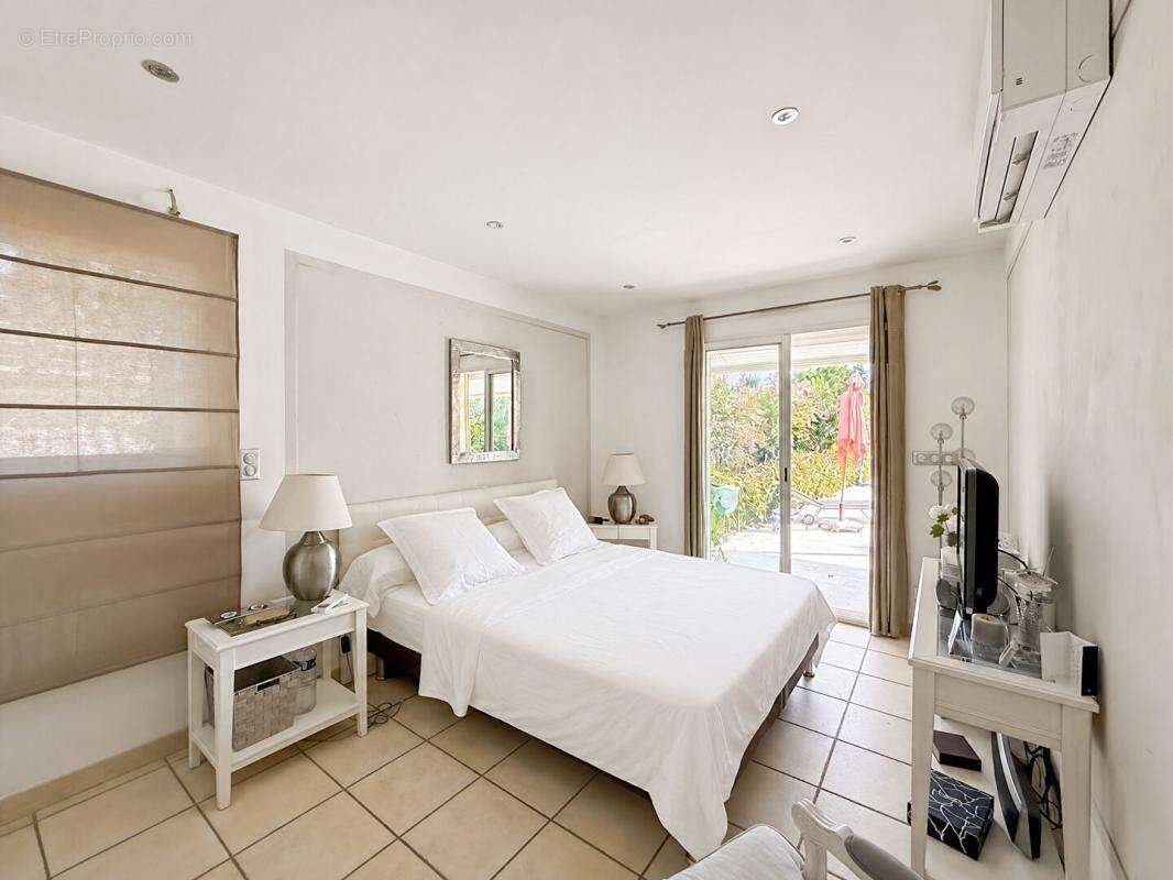 Maison  à vendre -  villa de plain -pied  avec piscine - photo 12