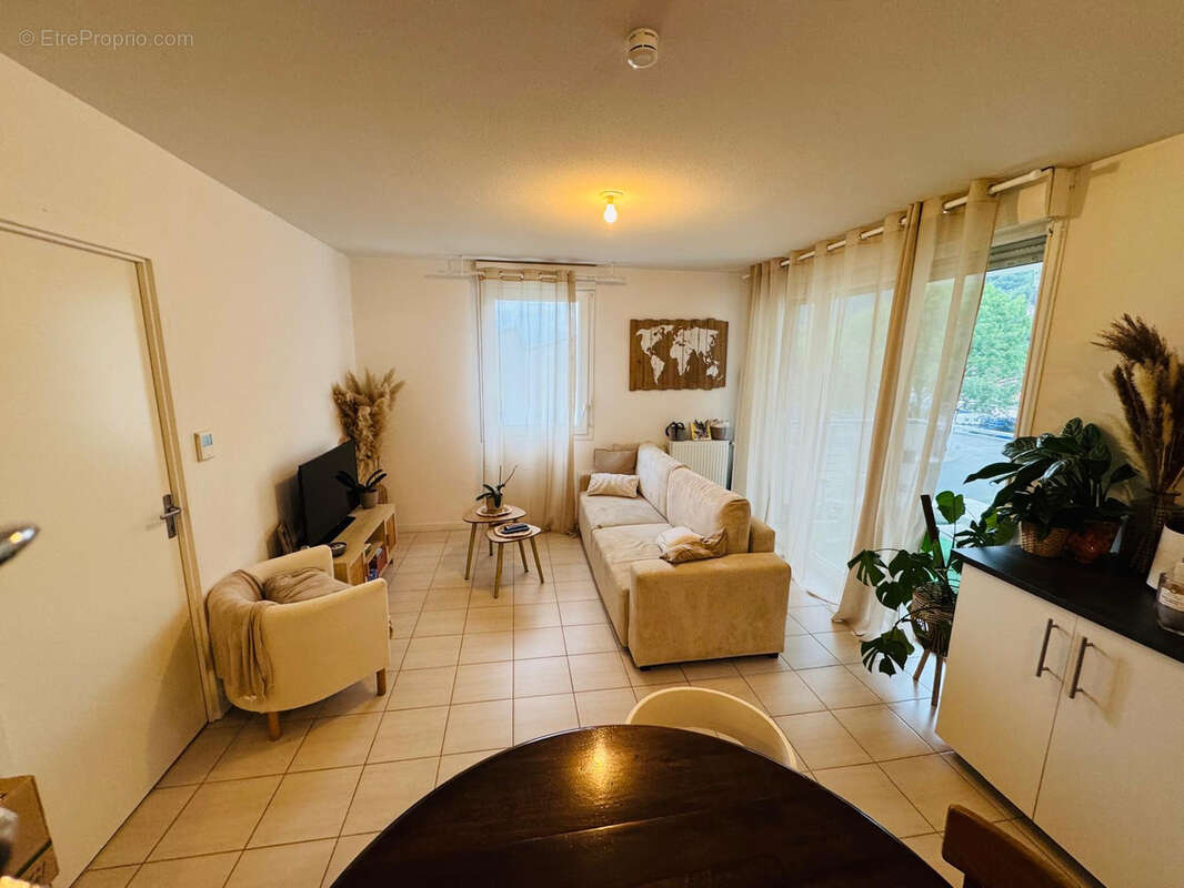 Appartement à SAINT-EGREVE