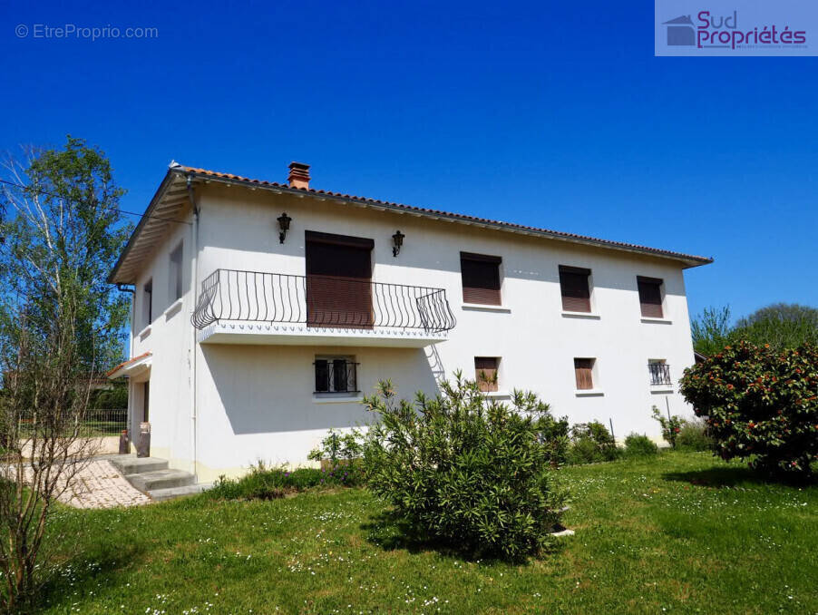 Maison à BOULOGNE-SUR-GESSE