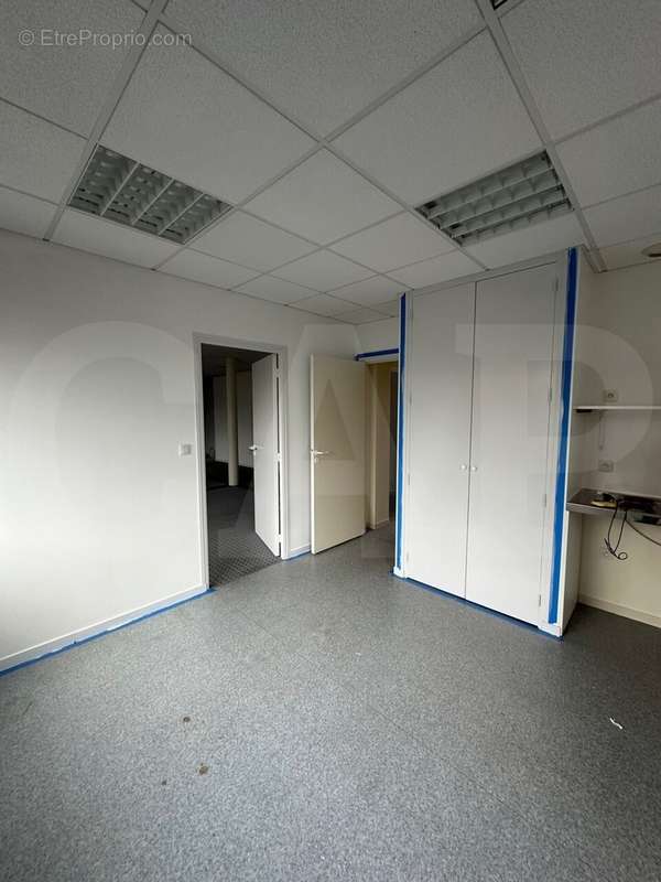 Commerce à PLOUFRAGAN