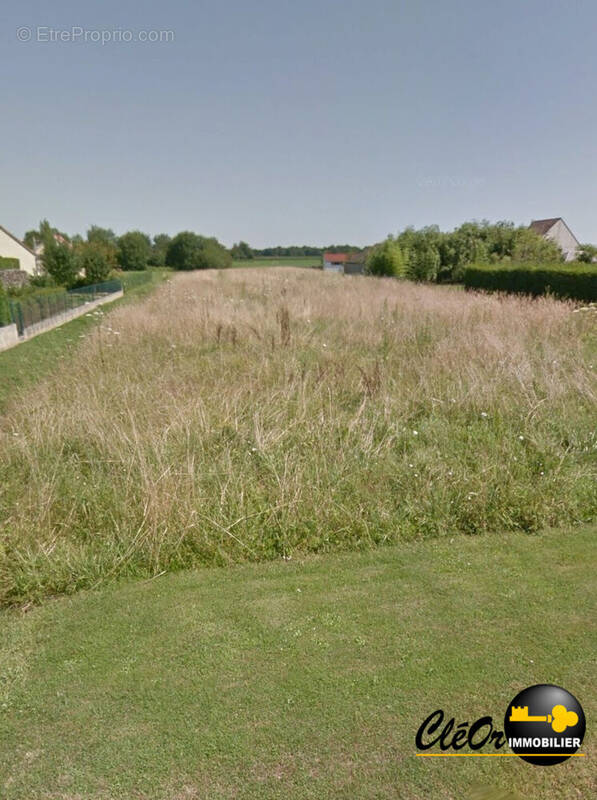 Terrain à PAGNY-LE-CHATEAU