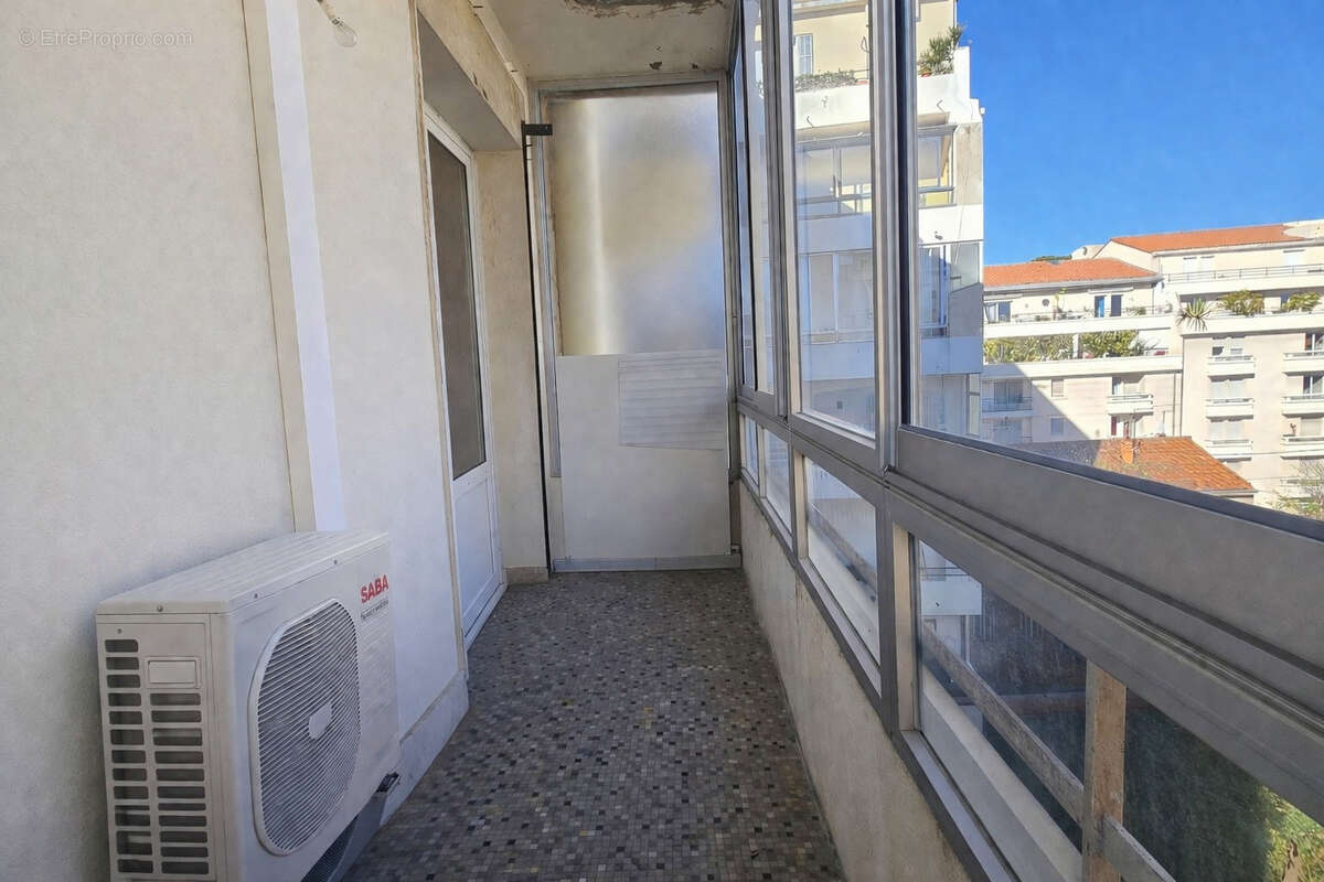 Appartement à MARSEILLE-8E