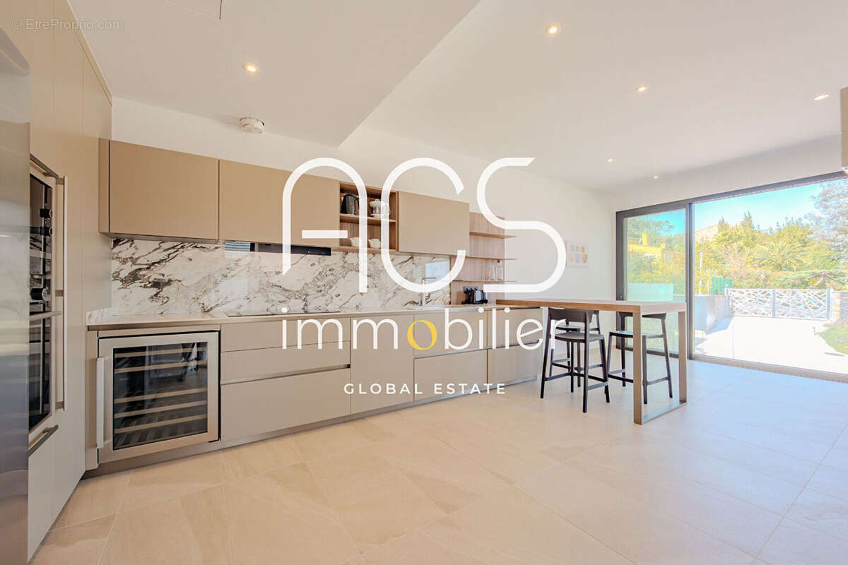 Vente Villa-Loft 5 pièces Gassin - 5 min St Tropez et plages à pied - photo 8