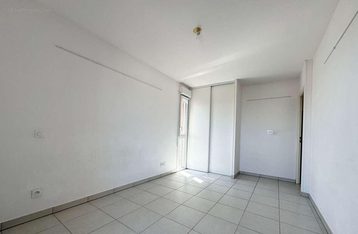 Appartement à JUVIGNAC