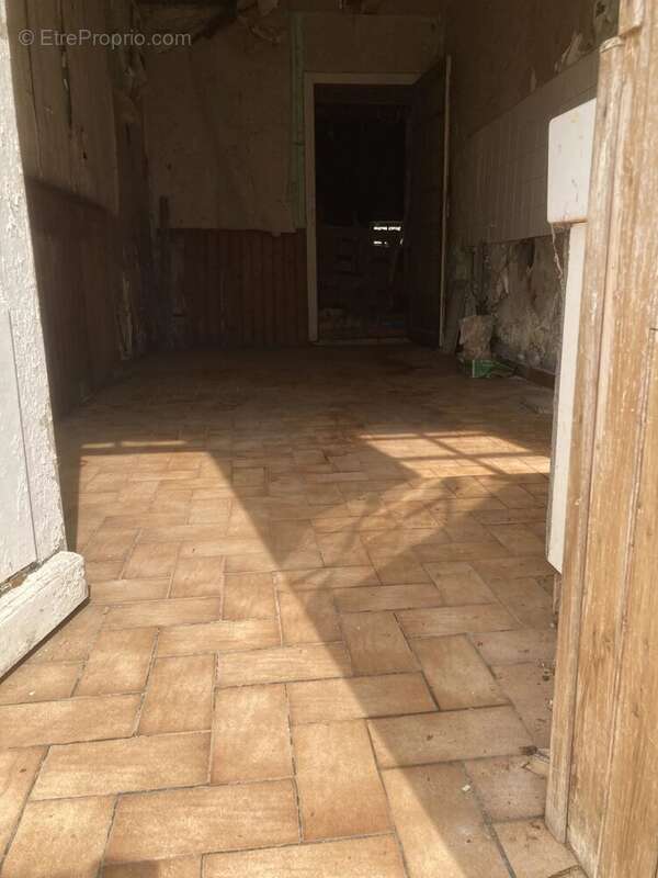 Maison à MAUPREVOIR