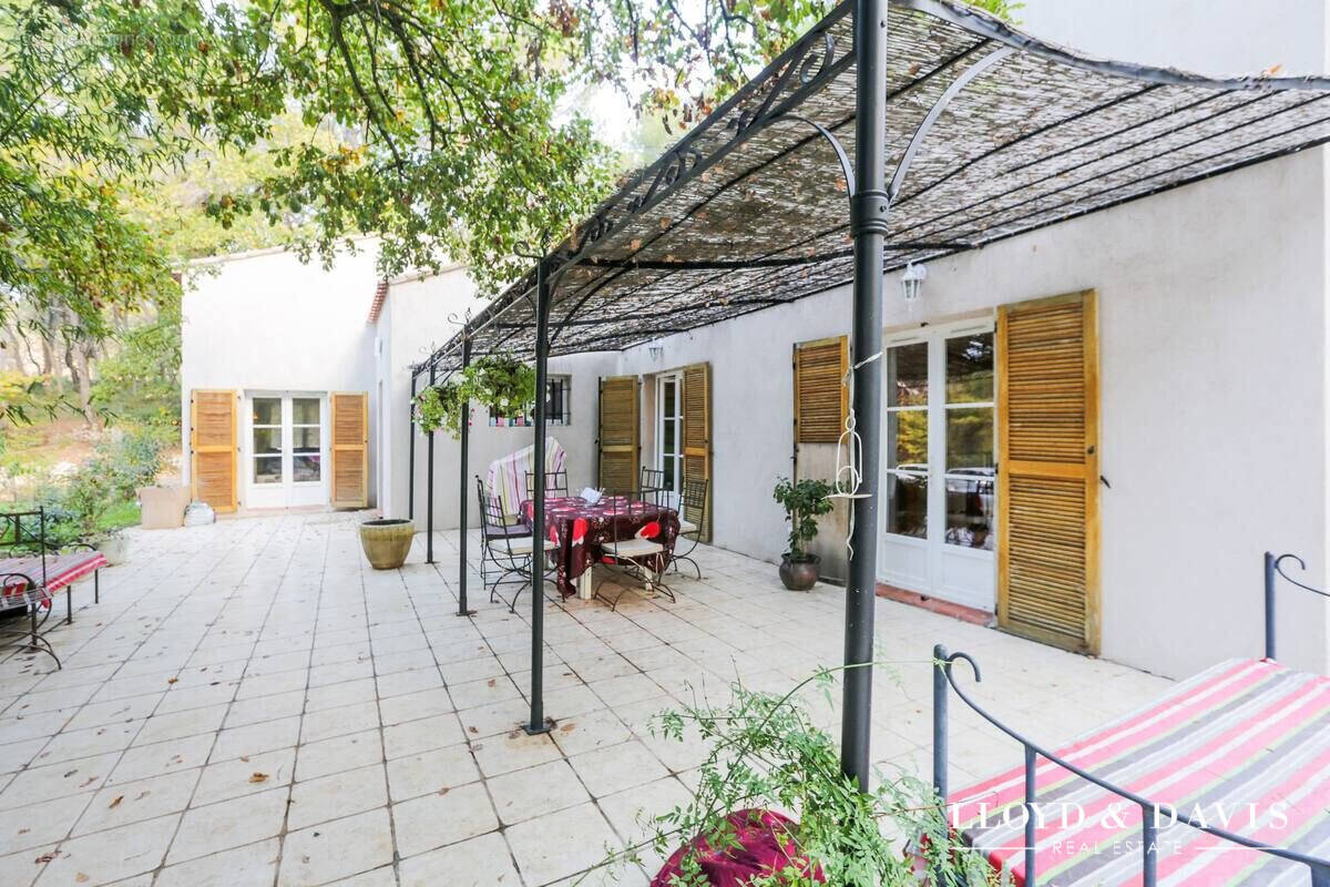 Maison à SAINT-CANNAT