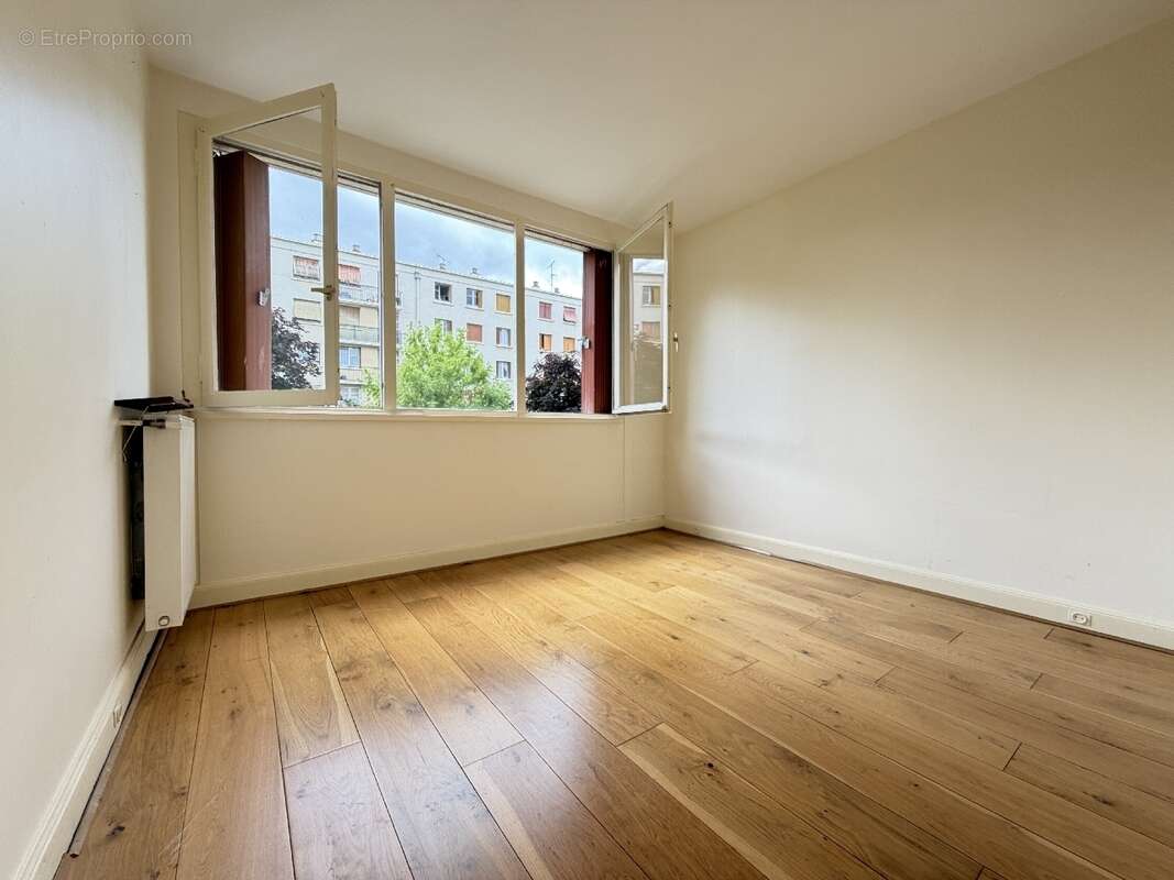 Appartement 58 m² à Champigny-Sur-Marne  - photo 5