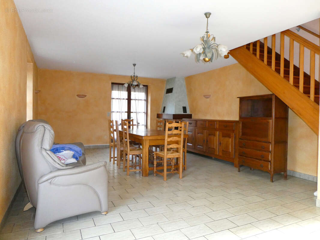 Maison à HAUTE-RIVOIRE