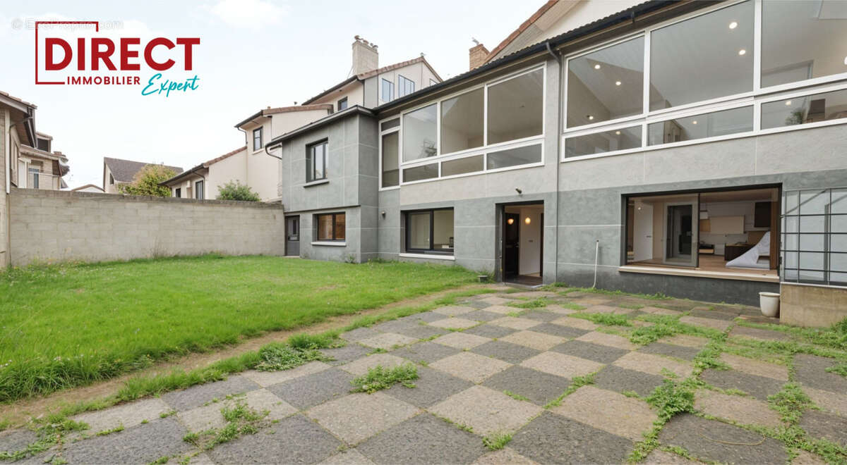 Maison + jardin + garage - photo 12