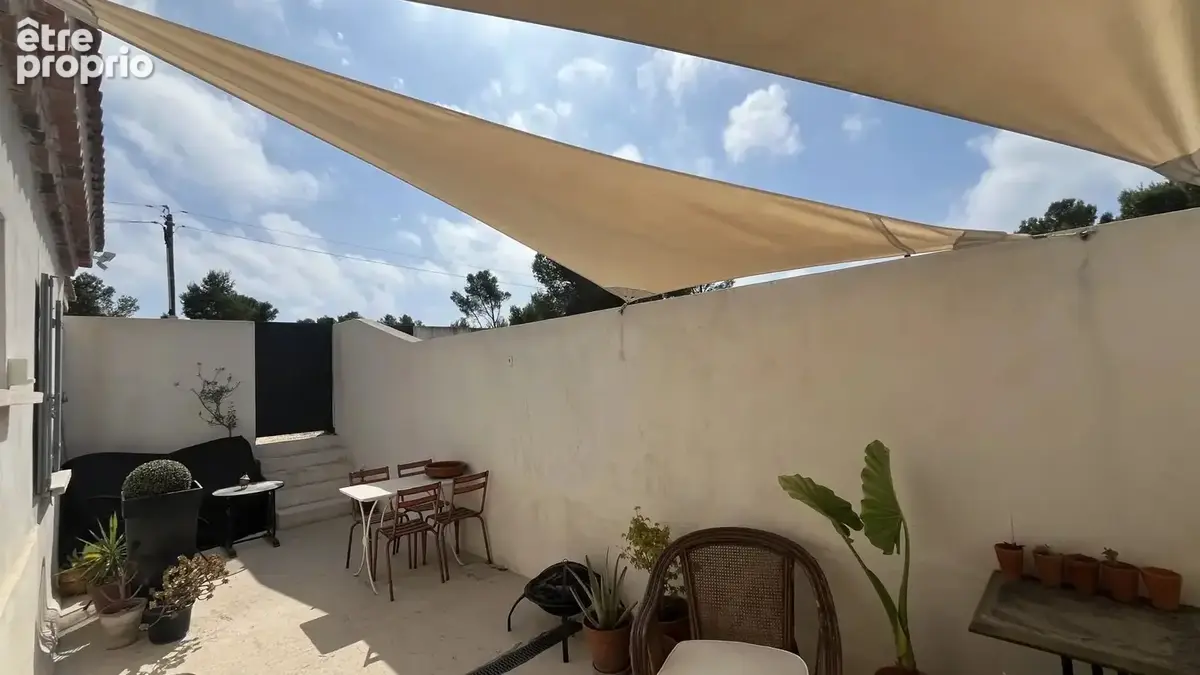 Martigues – Propriété de charme rénovée avec 2 maisons, grand jardin et dépendance - photo 26