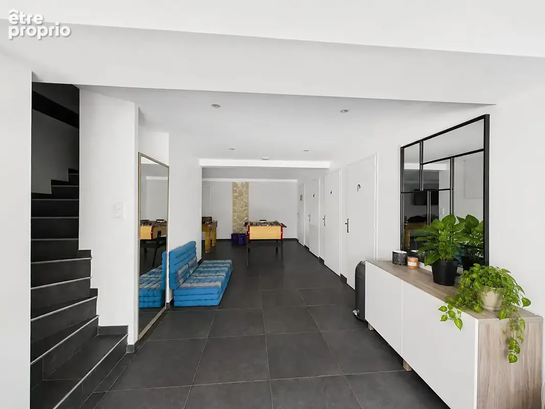 Maison  304m²  sur parcelle de 3304m² situee a st clair 07430 - photo 8
