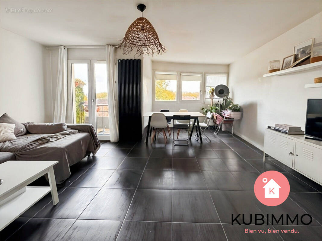 Appartement à LOGNES