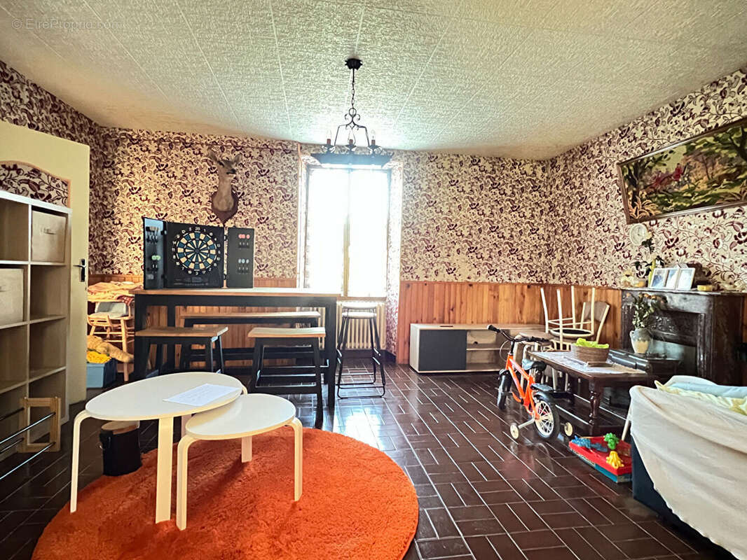 Maison à CHAPELLE-VIVIERS