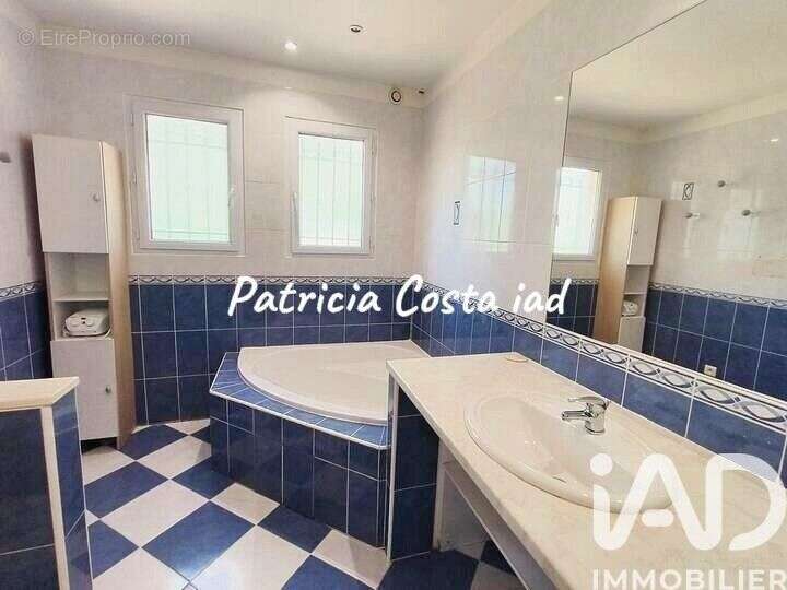 Photo 9 - Maison à SAINT-RAPHAEL