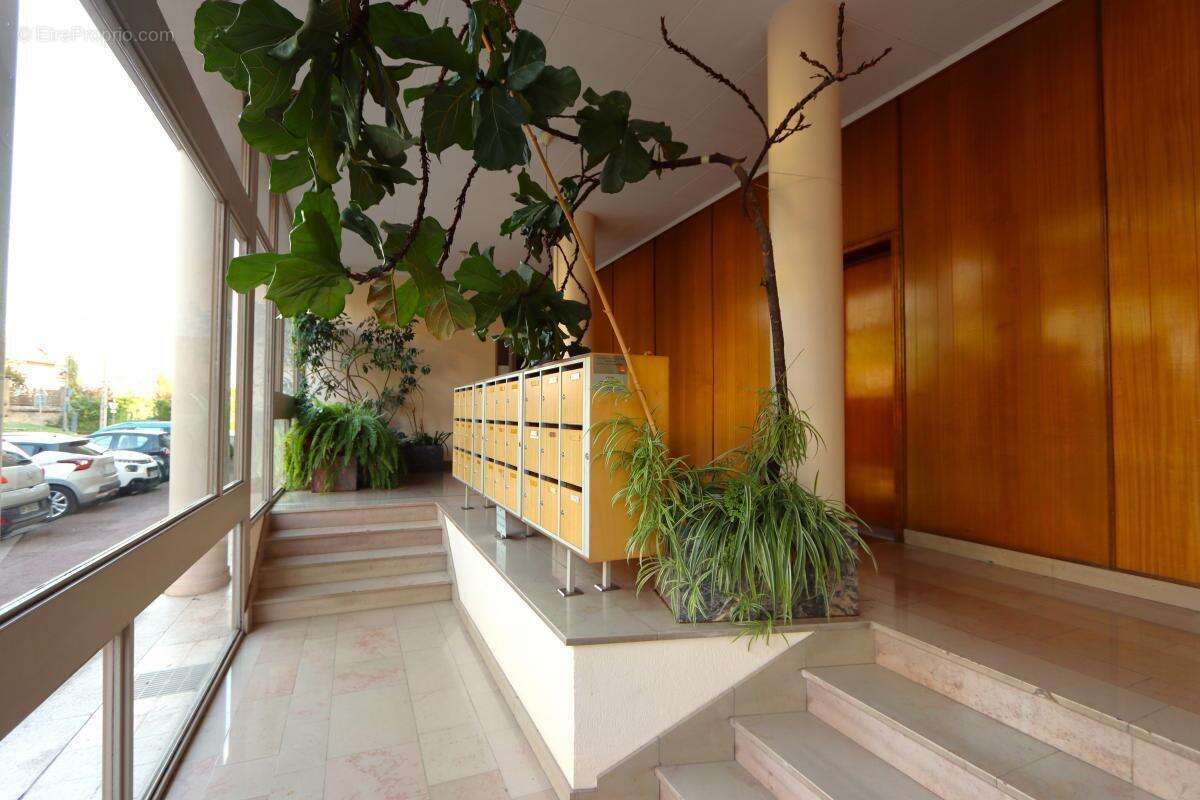 Appartement à CALUIRE-ET-CUIRE