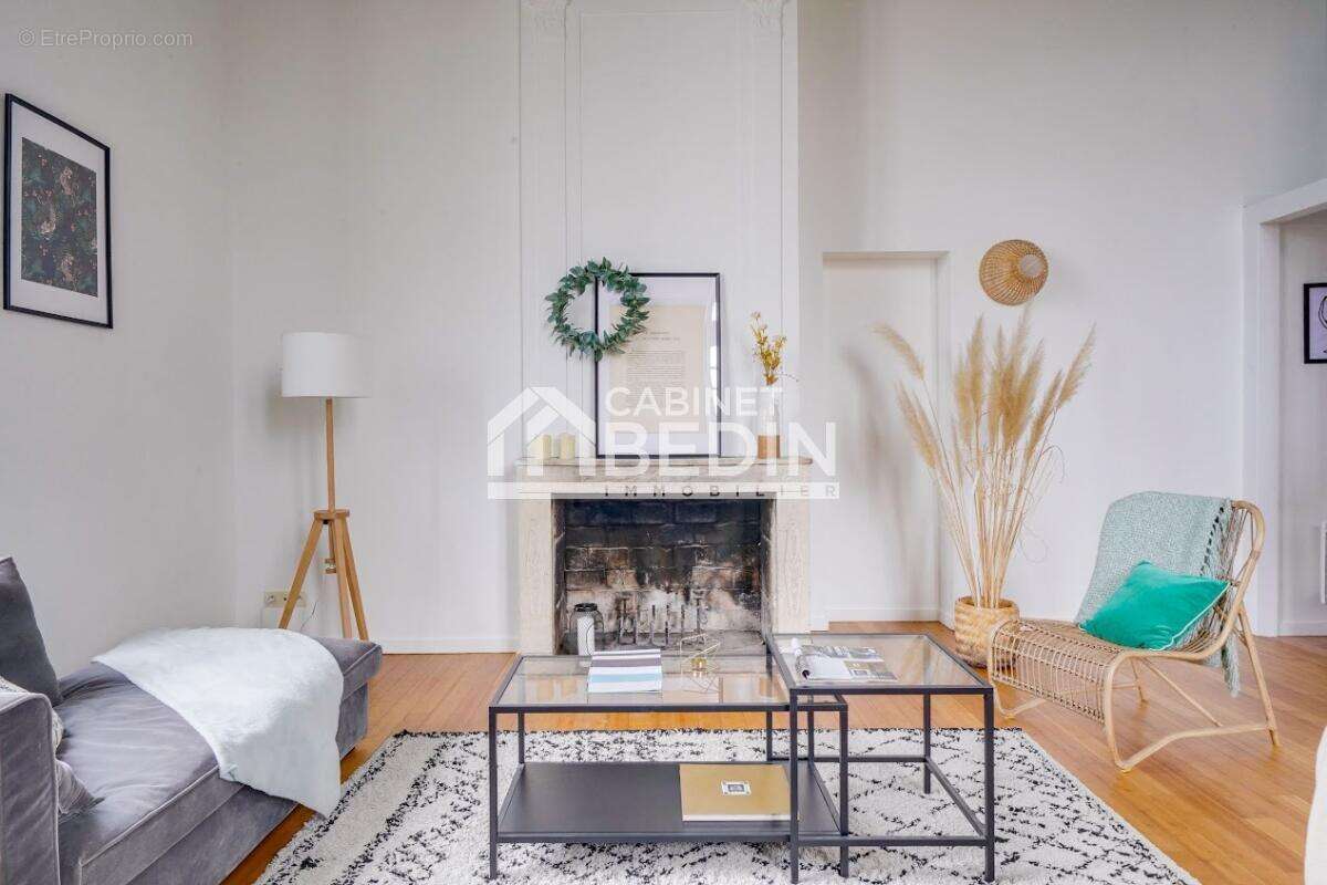 Appartement à BORDEAUX