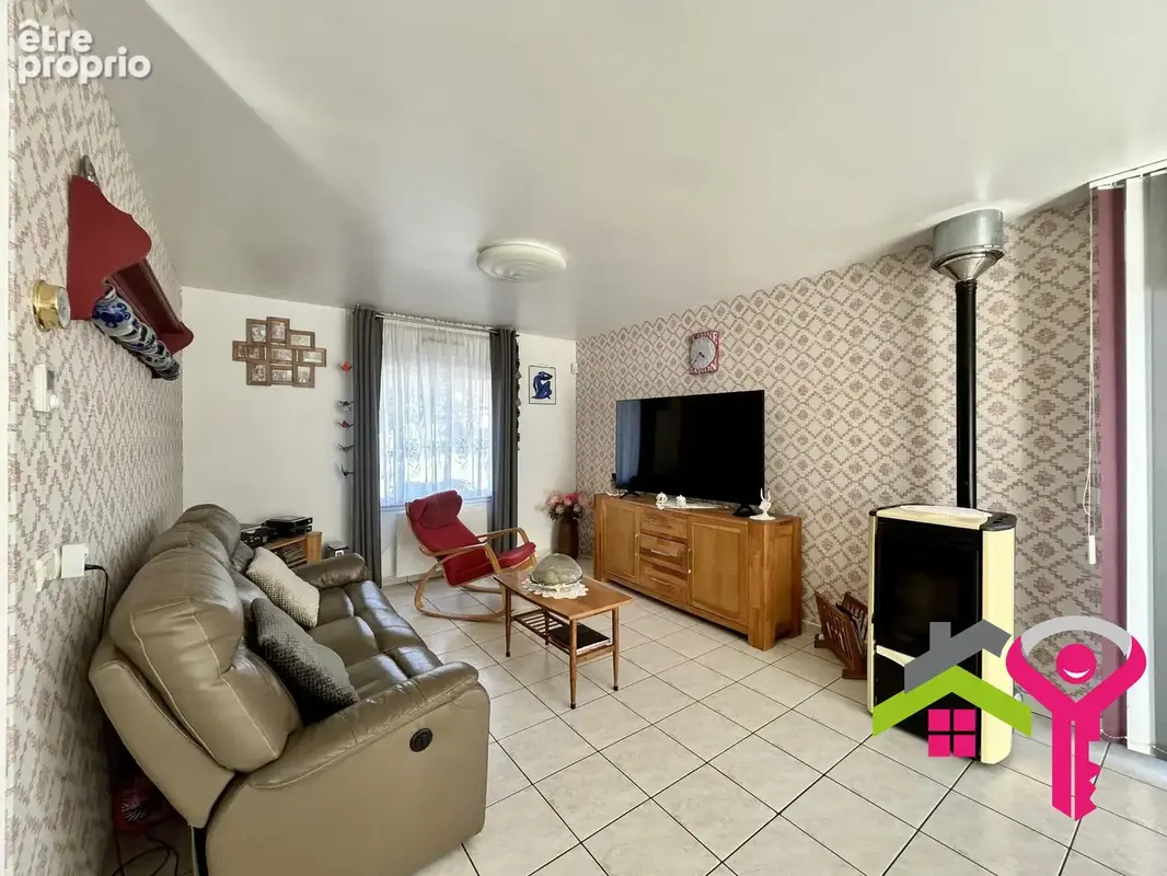 Maison 5 pièces 115 m² à vendre à Le Favril (59550) - photo 4