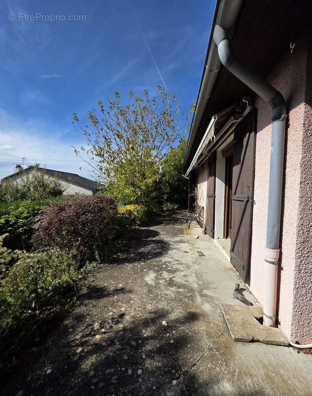 Maison à SAINT-SYMPHORIEN-D&#039;OZON