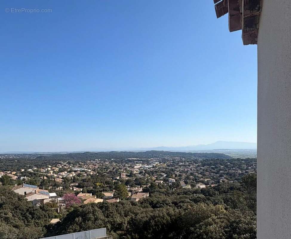 Maison à VILLENEUVE-LES-AVIGNON