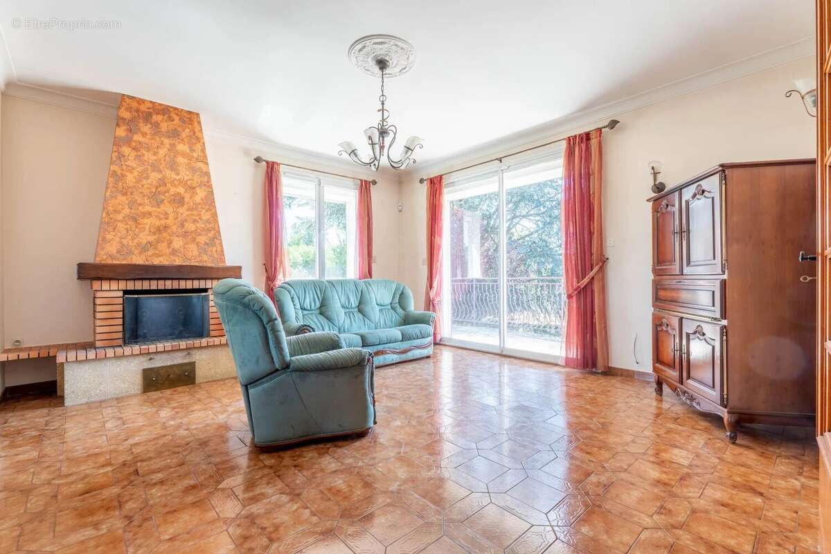 Maison à COMMUNAY