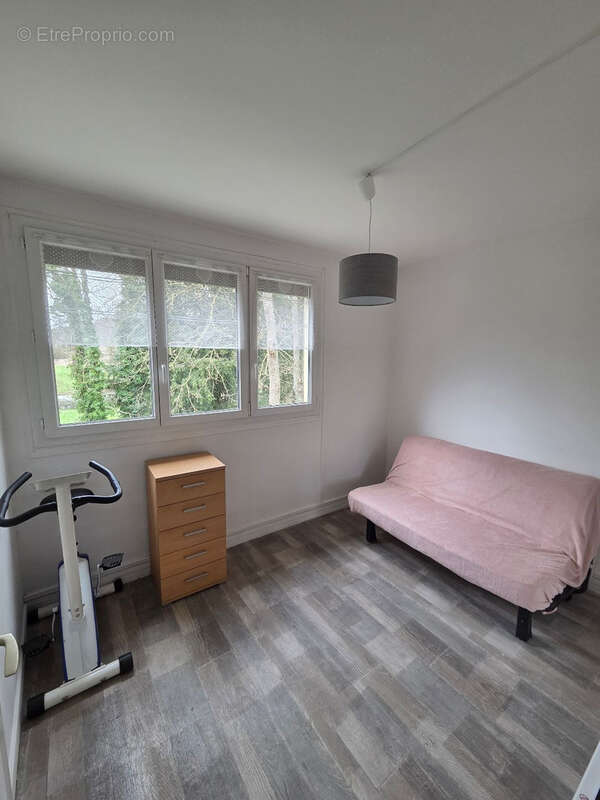 Appartement à CORBEIL-ESSONNES