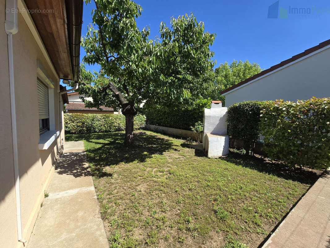 maison 65m2- terrain 221m2 secteur Gravallon-Chassagnon Saint-Fons - photo 15