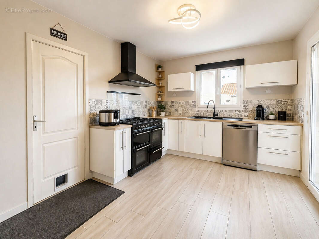 Maison à CHATILLON-LA-PALUD