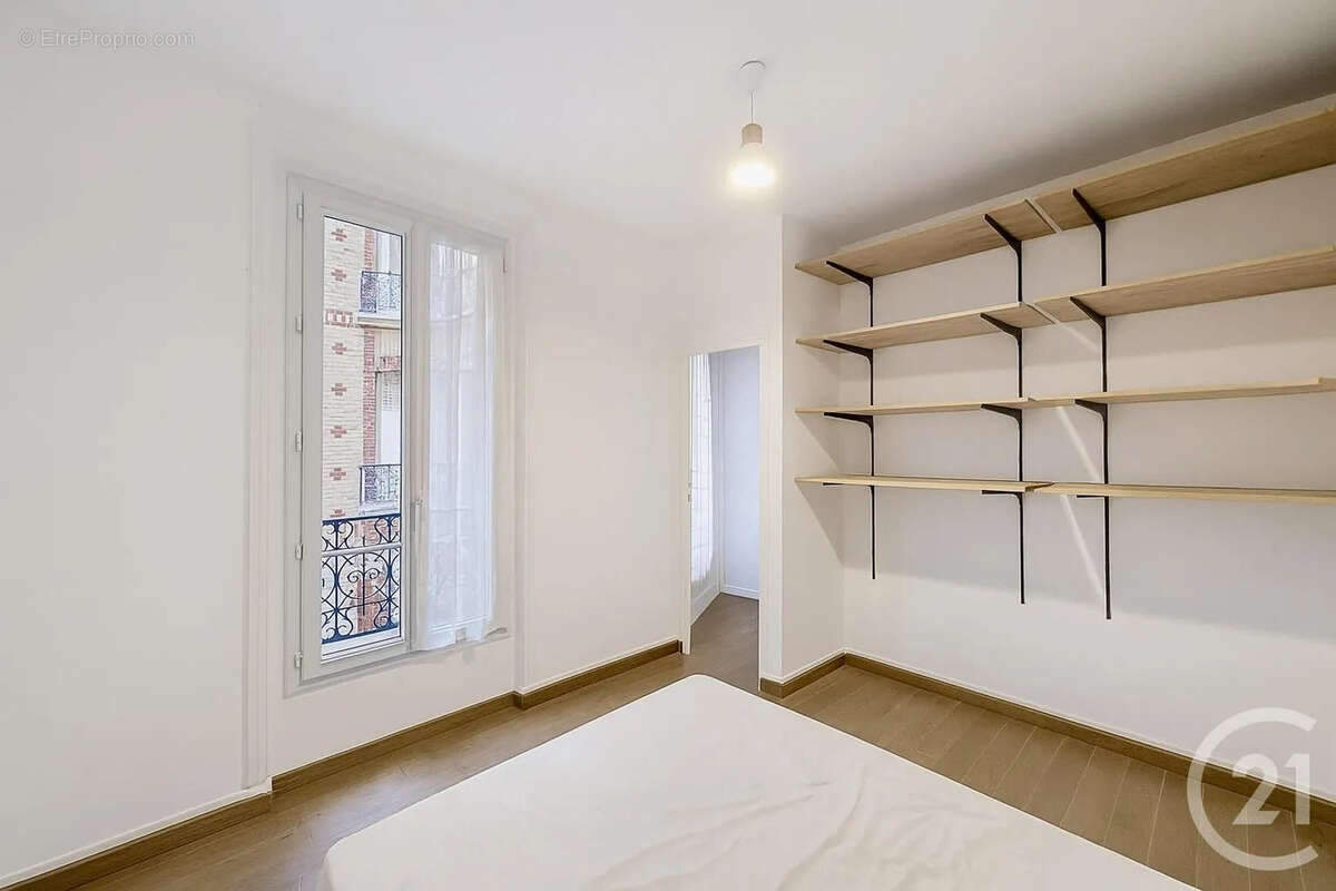 Appartement à PARIS-14E
