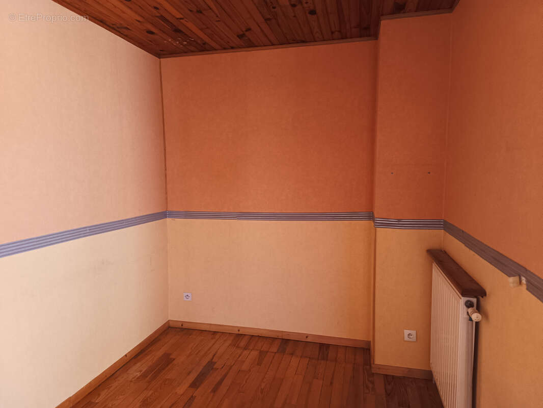 Maison à SAINT-MAURICE-L'EXIL