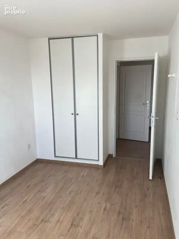 4 Pieces  81m² avec terrasse 24m² et Parking sous-sol - photo 8