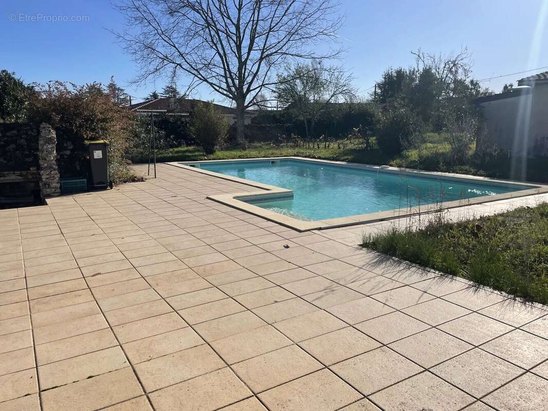 Maison à CASTRES-GIRONDE