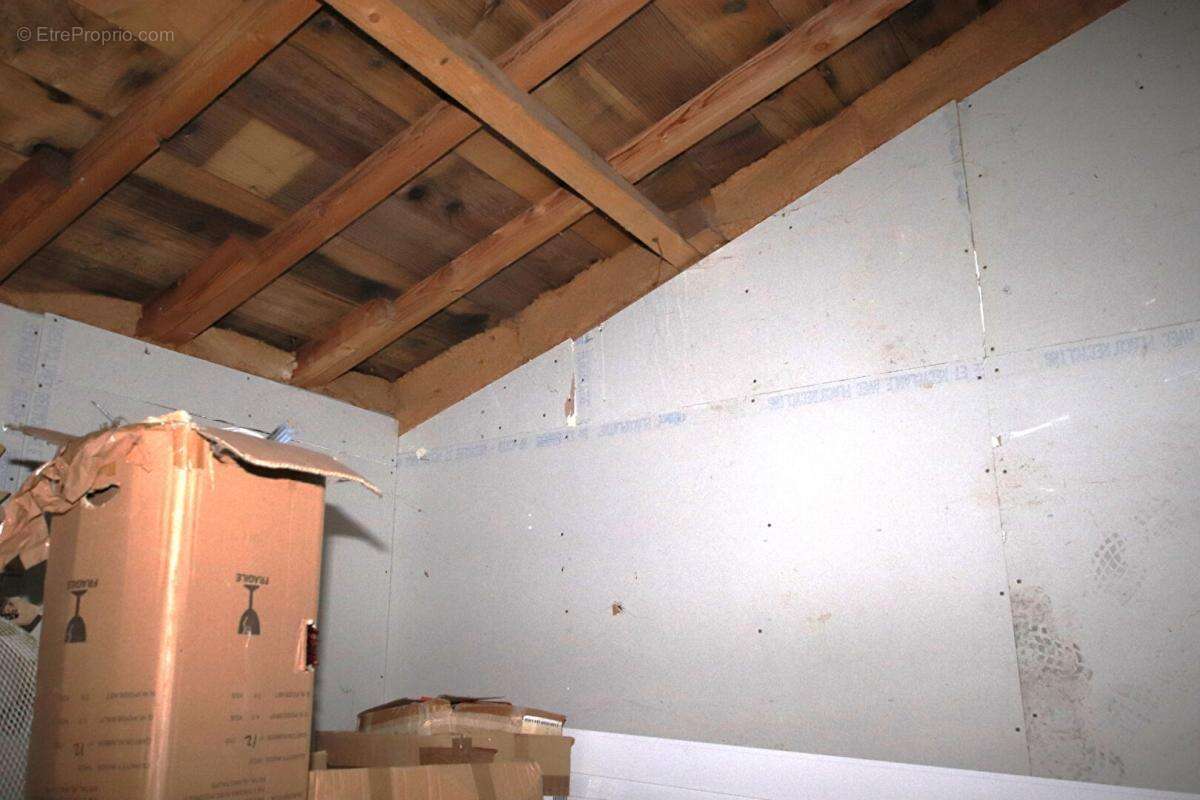 Maison à VILLEFRANCHE-DE-PANAT