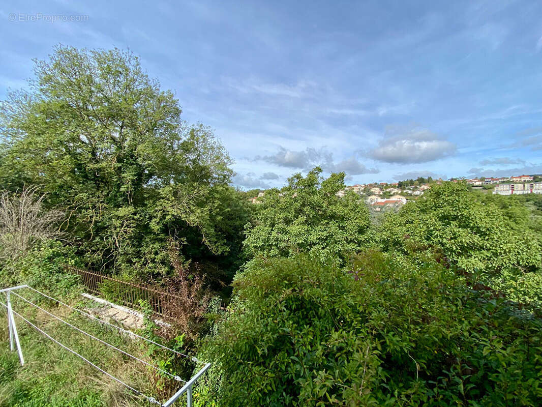 Maison à SAINT-SYMPHORIEN-SUR-COISE